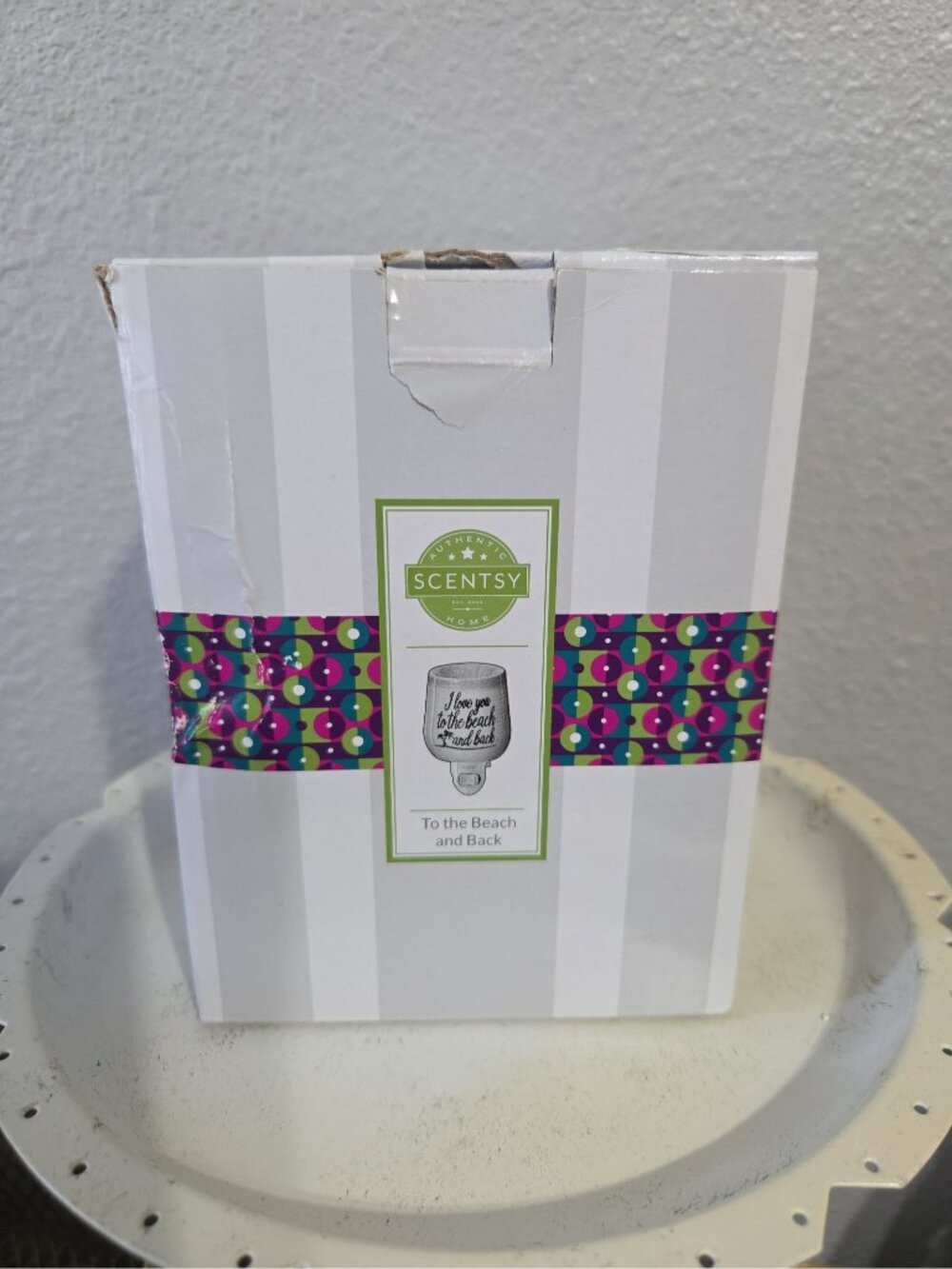 Scentsy "To the Beach and Back" Mini Wax Warmer Plug In NIB